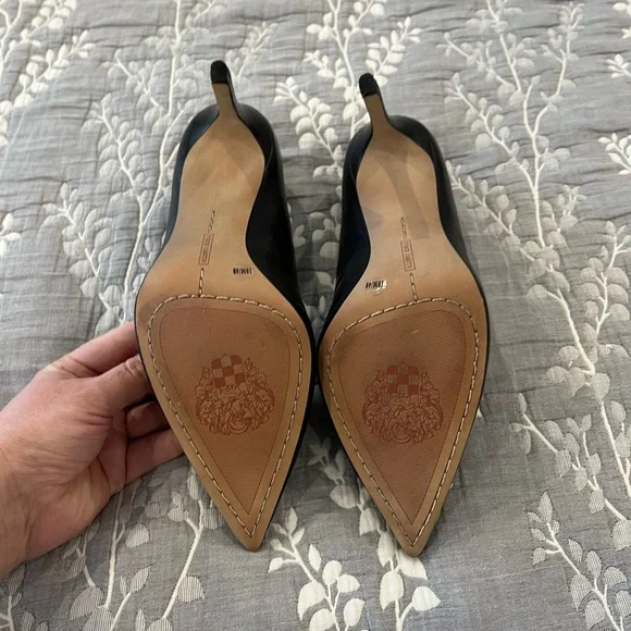 Shoes/ Heels/ Pumps, brand Vince Camuto, size 10, color black - Picture 6 of 15